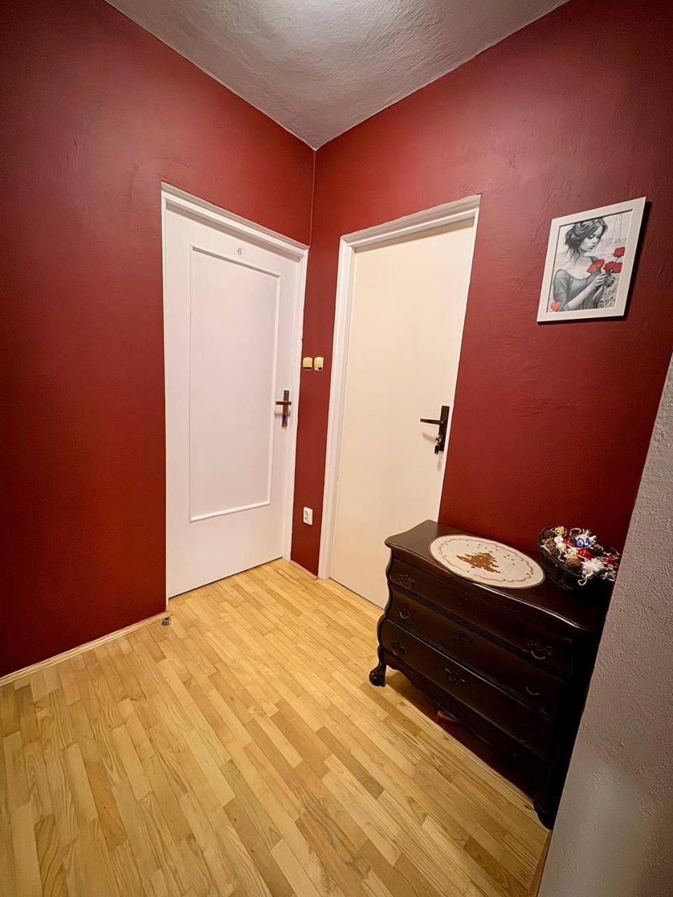 Vector Home وارسو المظهر الخارجي الصورة