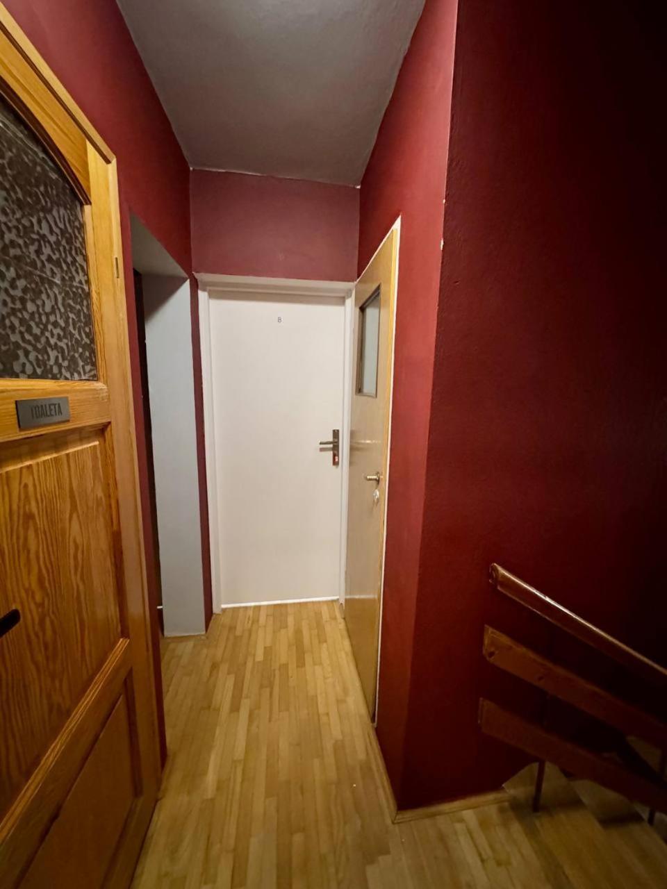 Vector Home وارسو المظهر الخارجي الصورة