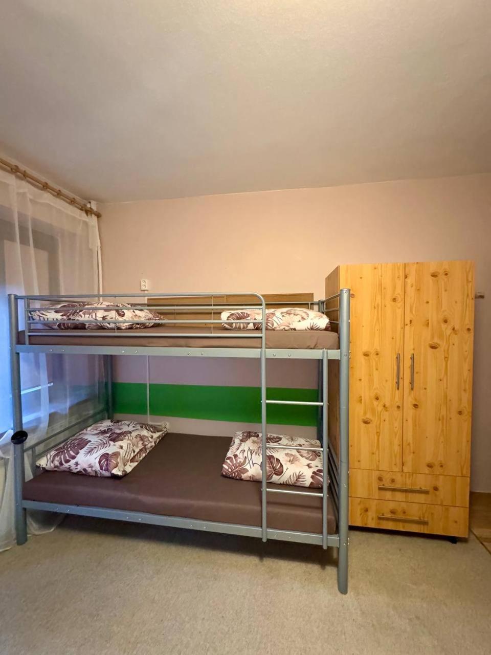 Vector Home وارسو المظهر الخارجي الصورة