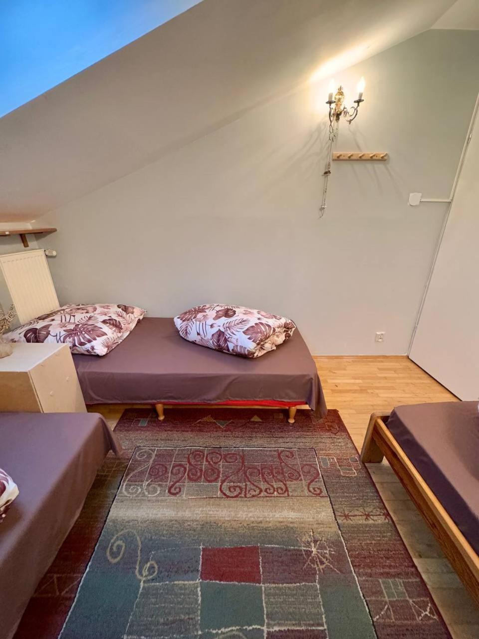 Vector Home وارسو المظهر الخارجي الصورة